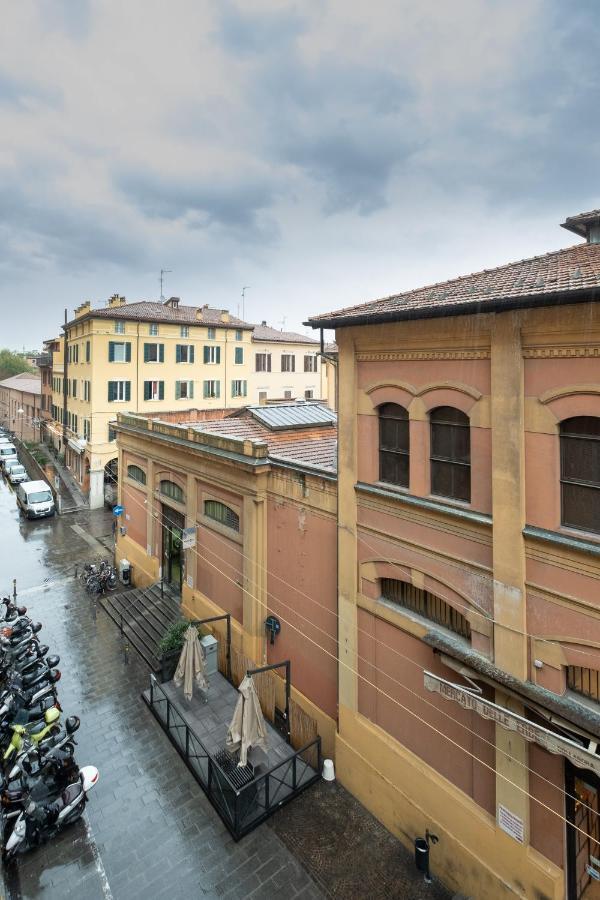 Residence Delle Erbe By Studio Vita Болоня Екстериор снимка